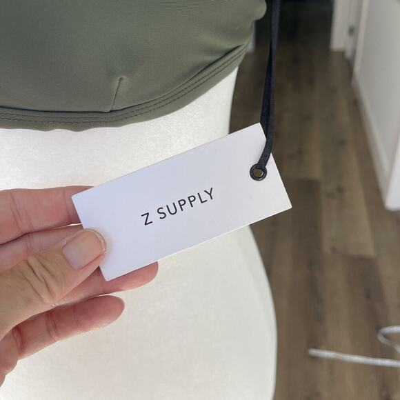 Z Supply Bikini Top Swim Suit Top Olive Green Sporty Paddle Board Back Tie NEW - Picture 2 of 8